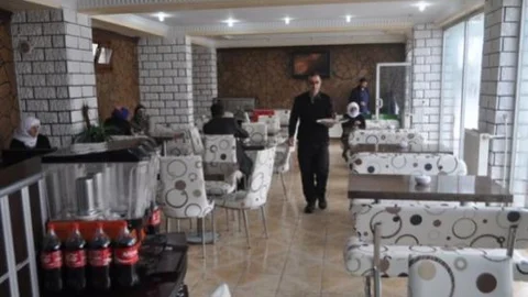 Özalp'ta Barış Parkı'ndaki Kafeterya Yenilendi