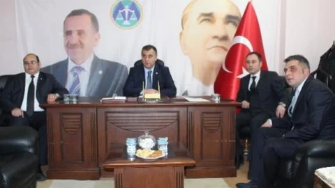 Merkez Parti Erzurum İl Başkanlığı Palandöken Ve Yakutiye İlçe Başkanlarını Tanıttı