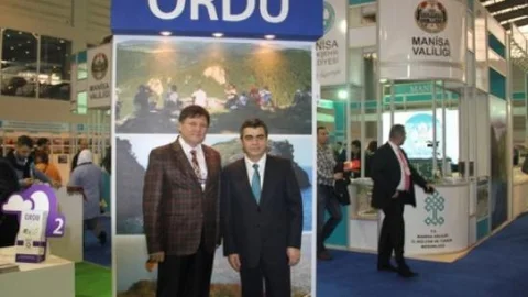 Vali Orhan Düzgün'den Ordu Standına Anlamlı Ziyaret