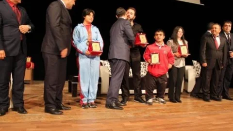 Yunus Yuva Engellileri Güldürdü