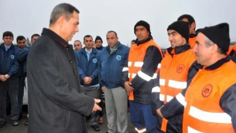 Başkan Uysal Temizlik İşçilerini Ziyaret Etti