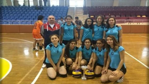 Aydın'da Filenin Sultanı Nazilli Fen Lisesi Oldu