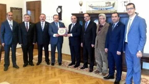 Memur-sen'den Vali Günaydın'a Ziyaret