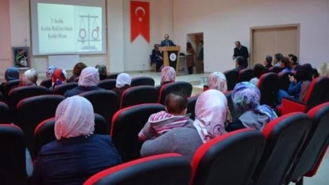 5 Aralık Kadın Hakları Günü