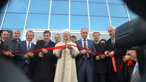 Kalkınma Bakanı Cevdet Yılmaz Ve Diyanet İşleri Başkanı Görmez Bingöl'de