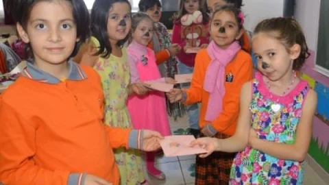 Sultan Alparslan Koleji Öğrencileri Hem Öğrendiler Hem De Mektuplaştılar