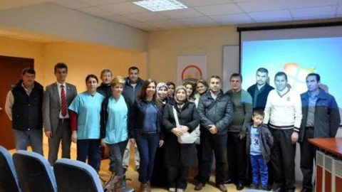 Yemekhane Ve Kantin Çalışanları İle Temizlik Görevlilerine Gıda Hijyeni Eğitimi