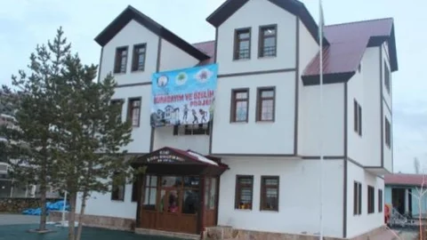 Dünyanın En Başarılı Eğitim Sistemi Kelkit'te