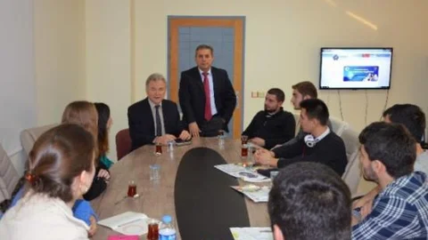 Rus Uyruklu Öğrencilere Bilgilendirme Toplantısı