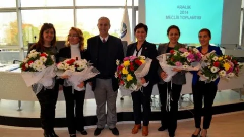 Söke Belediye Başkanı Toyran'dan Meclisin Kadın Üyelerine Jest