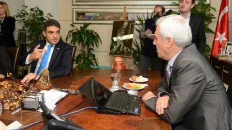 Milletvekili Umut Oran Başkan Bozbey'i Ziyaret Etti