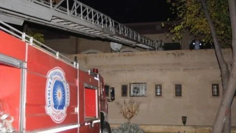 Antalya Mısır Çarşısı'nda Yangın