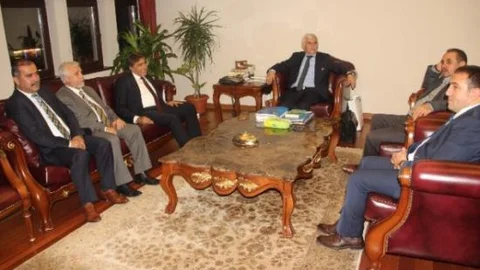 Çelik- İş Sendikası Genel Başkanı Cengiz Gül'den Vali'ye Ziyaret