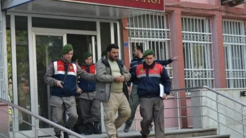 Terör Örgütü Üyesi Jandarmaya Yakalandı