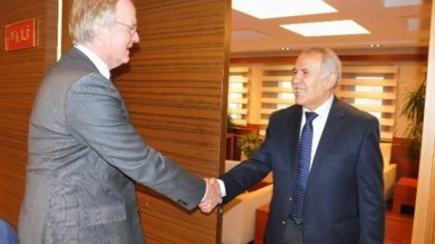 Almanya'nın Ankara Büyükelçisi Polh Vali Ata'yı Ziyaret Etti