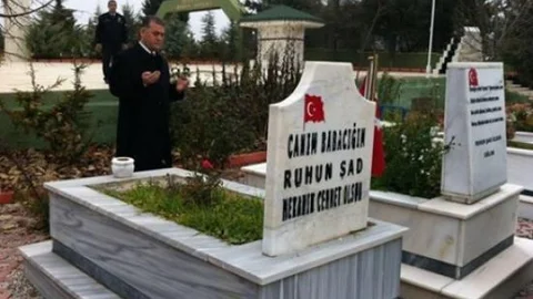 Emniyet Müdürü Aygün Şehitliği Ziyaret Etti