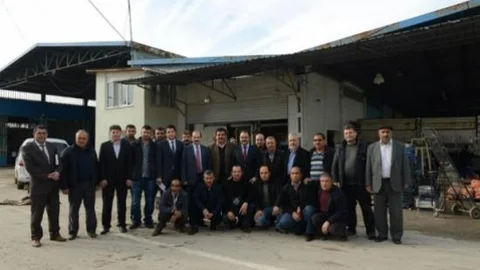 Uşak Hal Esnafı Sorunlarını Başkan Cahan'a Anlattı