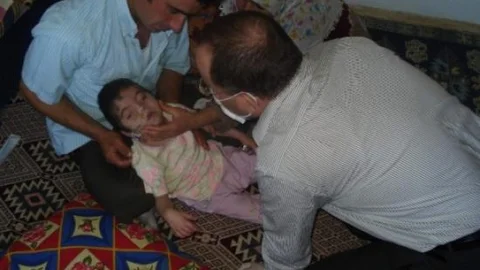 Adana'da Evde Engelliye Bakan 16 Bin Kişiye 10 Ayda 12 Milyon 655 Bin Lira Maaş