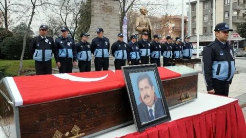 Yenimahalle'den İlk Başkana Vefa