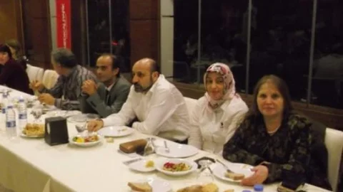 Medical Park Trabzon Hastanesi Çalışanları Dayanışma Yemeğinde Biraya Geldi