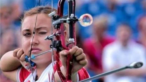 Karşıyakalı Ecem Dünyanın Zirvesine Aday