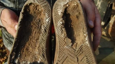 Taklit Ayakkabı Bir Günde Parçalandı