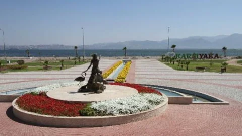 Karşıyaka Artık 'cep'te