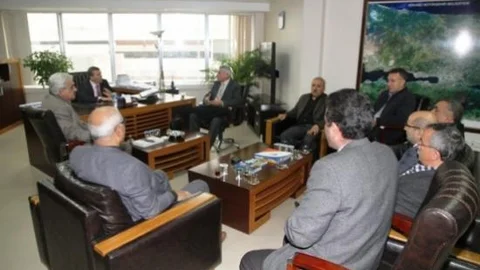 Cemevi Başkanlarından Okumuş'a Ziyaret