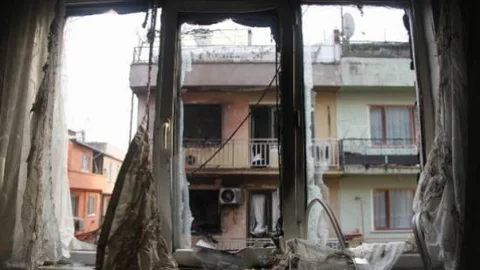 (özel Haber) - Patlamanın Yaşandığı Mahalle Savaş Alanına Döndü