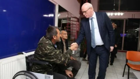 Başkan Kurt'tan Engelli Vatandaşlara Anlamlı Armağan