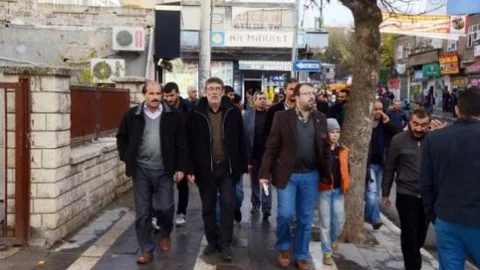Silvan'da Gözaltı Ve Tutuklamalara Protesto