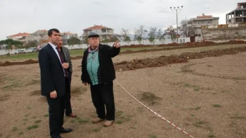 Bayramiç Stadyumu Yenileniyor