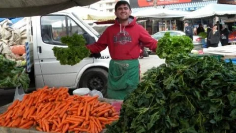 Pazarda İşler Kesat