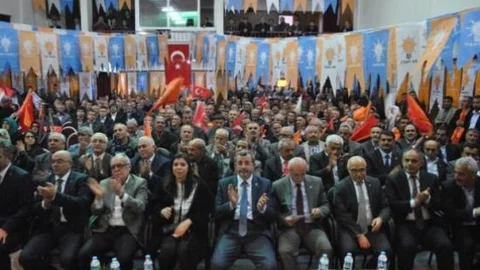 Develi Ve Yahyalı'da Coşkulu Kongre