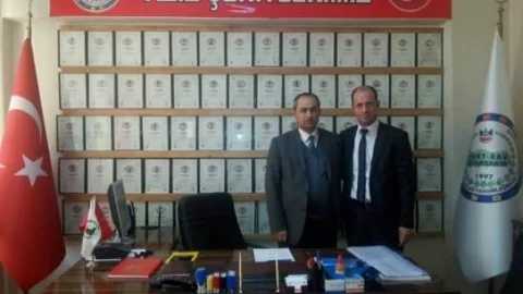 Başkan Yavuz Diyarbakır Şehit Aileleri Derneğini Ziyaret Etti