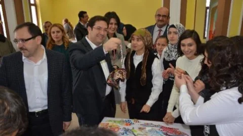 Aksaray'da Özel Çocukların Sergisine Yoğun İlgi