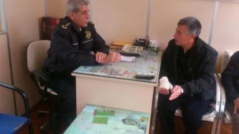 Tarancı'dan Taksiciye Geçmiş Olsun Ziyareti