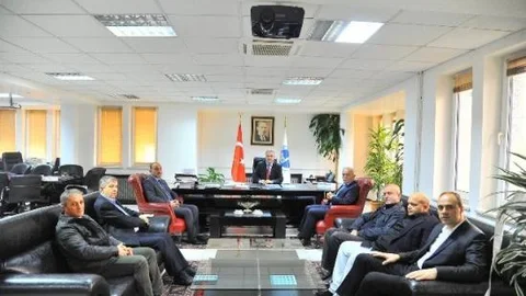 Rektör Elmas'tan Sakaryaspor'a Tam Destek