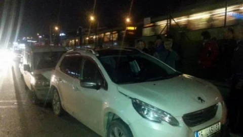 Zincirleme Kazada Faciadan Dönüldü