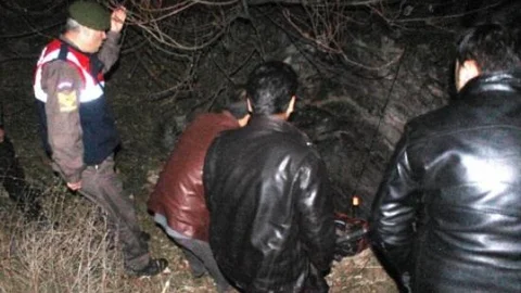 Traktörüyle Su Kuyusuna Düşen Köylü Yaralandı