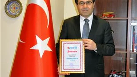 Kırgızistan'da 2014 yılın “en iyi büyükelçisi” Türk