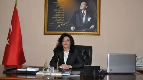 Kırklareli Valisi Civelek ''Bütün İnsanlığın Barış Ve Huzur İçinde Yaşadığı Beslenme Ve Barınma Sorununun Olmadığı Bir Dünya Dileğiyle. Dünya Gıda Günü'nüz Kutlu Olsun''