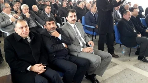 AK Parti Kongresinde Tartışma