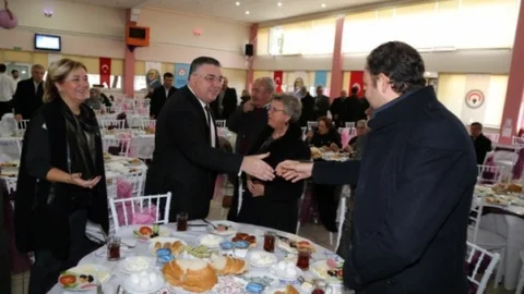 Kırklareli Belediye Başkanı Kesimoğlu STK'lar İle Bir Araya Geldi