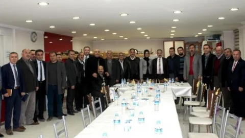 Başkan Dinç Mahalle Muhtarlarının Talep Ve Önerilerini Dinledi