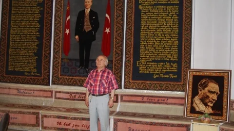 Halı Portre Sanatçısı Aksakal Vefat Etti