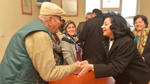 Kırklareli Valisi Civelek'in Köy Ziyaretleri Devam Ediyor