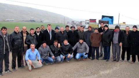 Yerel Yatırımcılardan İş Alamayan Kamyoncular Kontak Kapattı