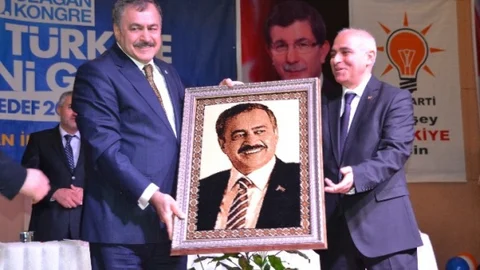 Eroğlu ''17 Aralık'ın Sebebi Milletin Önünü Kesmektir''