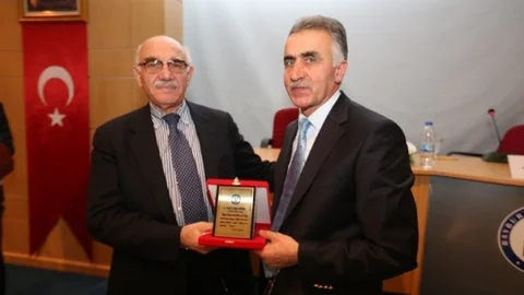 Bayburt Üniversitesi'nde ‘Mekke'nin Fethi Fütûhût Şuuru' Konferansı